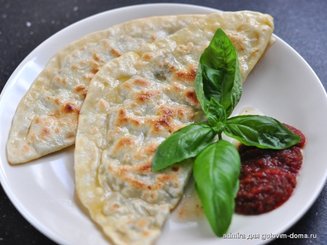 Янтыки ( караимо-татарская кухня )