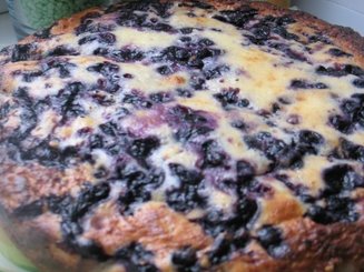 Черничный пирог с творожной заливкой
