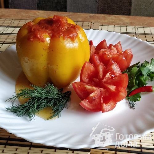 Болгарские перцы фаршированные овощами