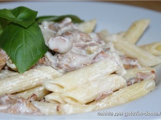 Макароны с лисичками в сливочном соусе