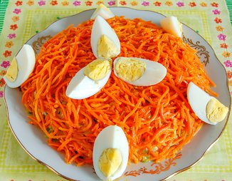 Салат из ветчины с корейской морковью