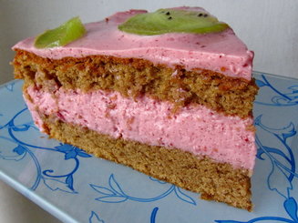 Торт-суфле с клубникой