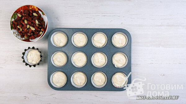 простые маффины рецепт с молоком и яйцом. Смотреть фото простые маффины рецепт с молоком и яйцом. Смотреть картинку простые маффины рецепт с молоком и яйцом. Картинка про простые маффины рецепт с молоком и яйцом. Фото простые маффины рецепт с молоком и яйцом