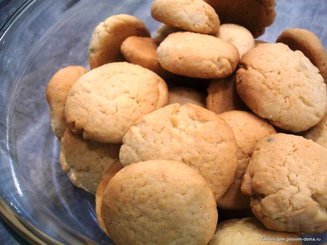 Кокосовое печенье с кардамоном