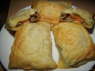 Слойки со шпротами