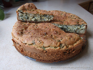 Пирог с яйцом и зеленым луком