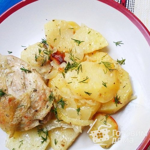 Курочка с картошкой в духовке