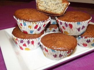 Маффины с яблоками и маком