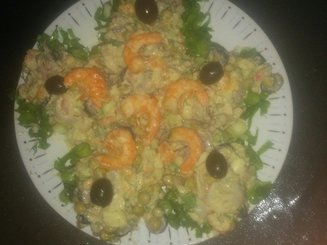 Оливье с раковыми шейками