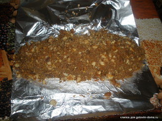 сладкая колбаска с орехами и цукатами