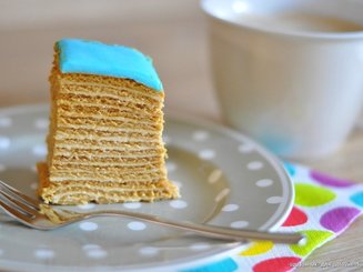 Медовик с яблочно-карамельным кремом