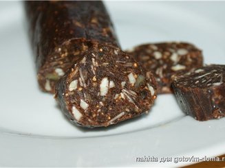 Salame di fichi (сладкая колбаса из сушеного инжира)