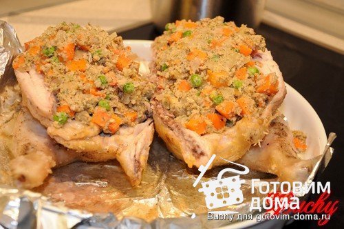 Курица, фаршированная овощами фото к рецепту 7