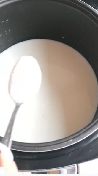 Молочная рисовая каша в мультиварке фото к рецепту 2