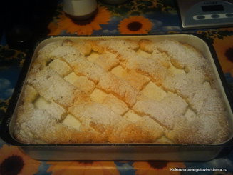 Яблочный пирог с нежным кремом
