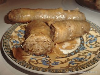 Бурма ереванская (вариант пахлавы)