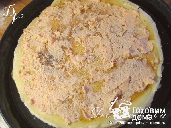 Блинный торт с муссом из лосося фото к рецепту 13