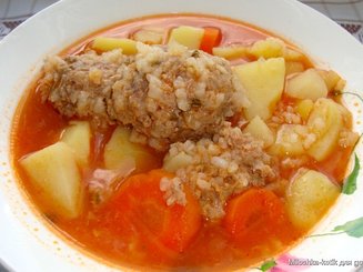 Юварлакя коккинисто (тефтели в соусе)