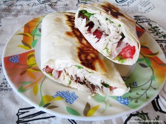 "Рыба с хлебом " ("Балык экмек") по - весеннему