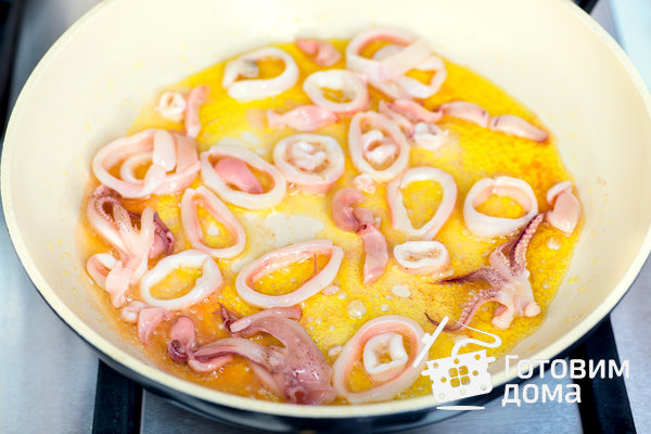 Салат с креветками, руколой и апельсиновой заправкой фото к рецепту 3