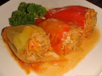 Перцы, фаршированные капустой с фаршем