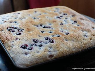 Швабский пирог с черной смородиной