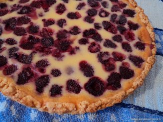 Песочный пирог с черникой