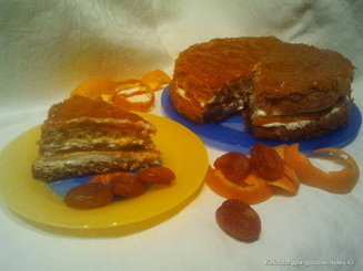 Торт с курагой и творогом