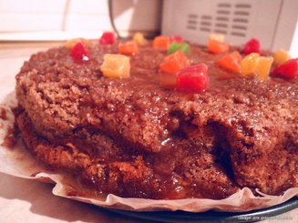 Яблочный кекс с карамельным соусом