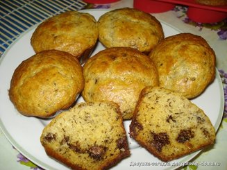 Банановые маффины с кусочками шоколада