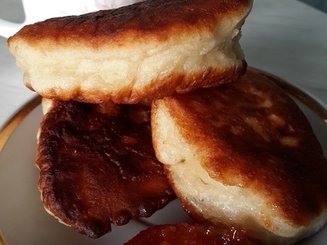 Пышные оладушки на дрожжах
