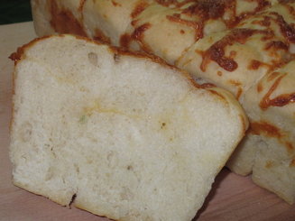 Ароматный хлебушек с сыром и чесноком