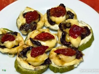 Кабачки с сыром и чесноком в духовке