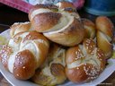 Немецкие булочки с секретом (Laugenbrötchen) от Маруся2010 Немецкие булочки с секретом (Laugenbrötchen) от Маруся2010