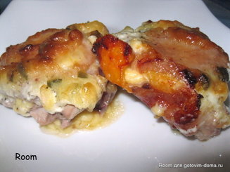 Куриные бедрышки, запеченные с сыром