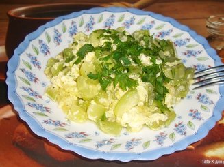 Тушёные кабачки с яйцом и чесноком или "Чихиртма"