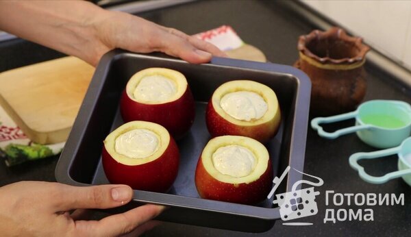Запеченные яблочки с творогом под хрустящим безе фото к рецепту 7