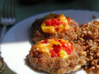"Гнёздышки" с сыром и помидорами