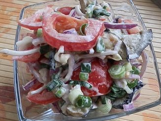 Салат с томатами и баклажанами