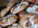 Немецкие булочки с секретом (Laugenbrötchen) от Маруся2010 Немецкие булочки с секретом (Laugenbrötchen) от Маруся2010