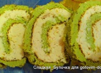 "Зелёный" рулет из брокколи с курицей