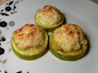 Кабачок фаршированный