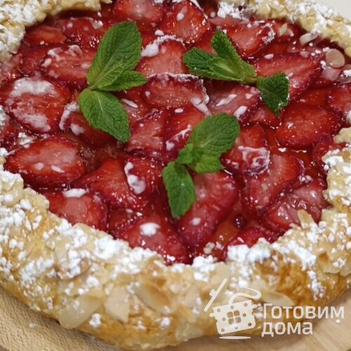 Галета - пирог с клубникой