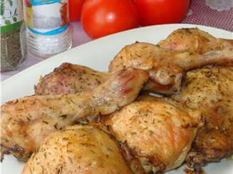 Запеченные куриные бедрышки с тимьяном и оливковым маслом