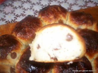 Булочки с маком и изюмом