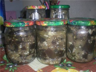 Баклажаны с чесноком по-гурийски