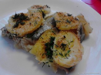 Запеченный картофель с селедкой
