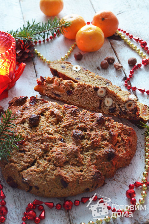 Рождественский хлеб с клюквой и орехами
