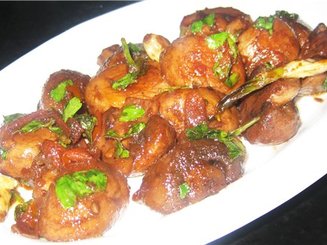 Пикантная закуска из шампиньонов