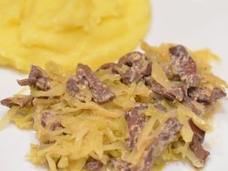 Сердечки, тушенные с капустой